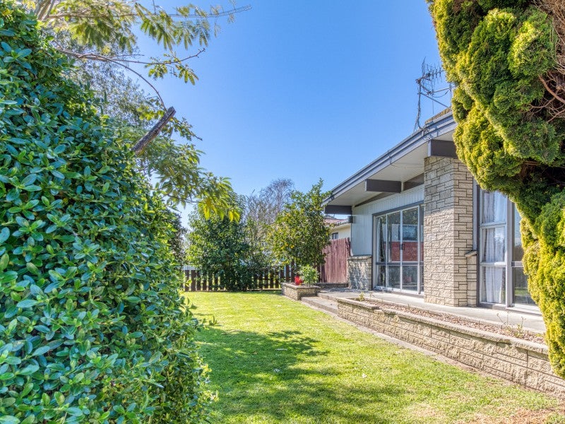 13 Lodge Road, Maraenui, Napier - Carousel 1