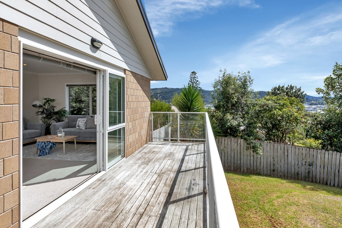 6 Madison Place, Morningside, Whangarei - Carousel 24