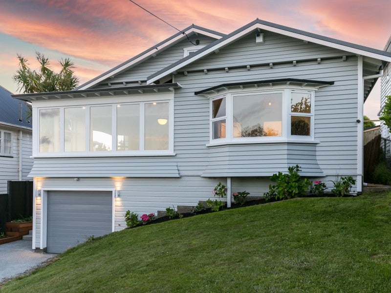 7 Ranui Crescent, Khandallah, Wellington - Carousel 25