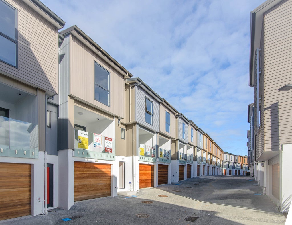 71 Golden Morning Drive, Albany Heights, Auckland - Carousel 1