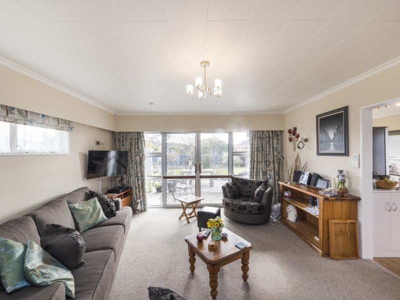 108 Fairs Road, Milson, Palmerston North - Carousel 2