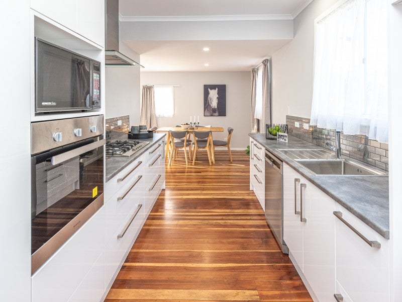 2 Delhi Avenue, Aramoho, Whanganui - Carousel 2