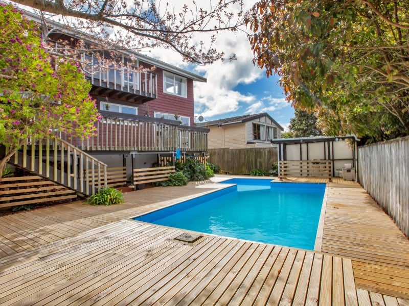 35 Discovery Drive, Whitby, Porirua - Carousel 2