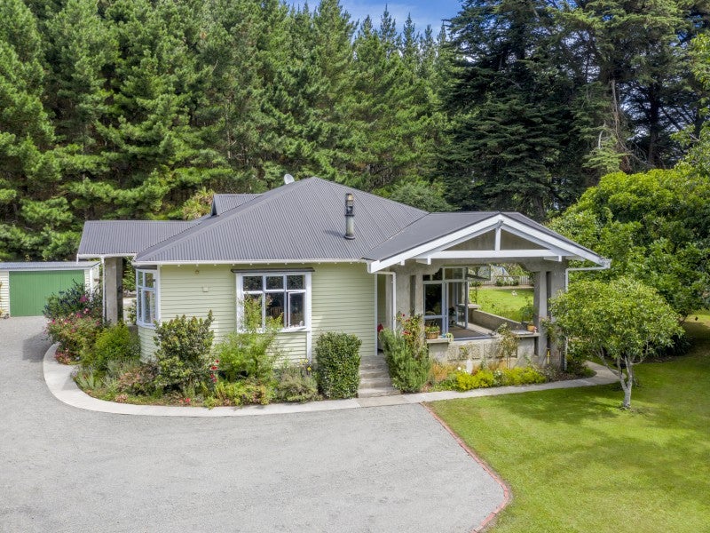 141 Oturoa Road, Poroutawhao, Levin - Carousel 2