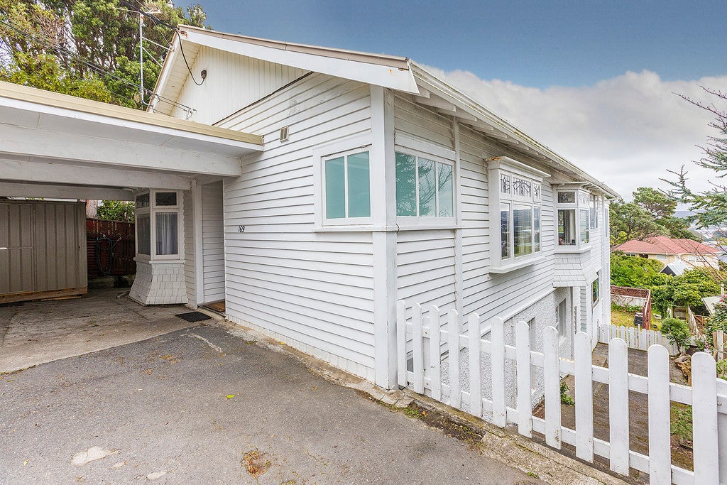 169 Seatoun Heights Road, Seatoun, Wellington - Carousel 1