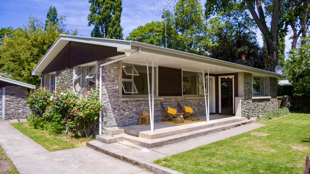 5 Merioneth Street, Arrowtown, Arrowtown - Carousel 1