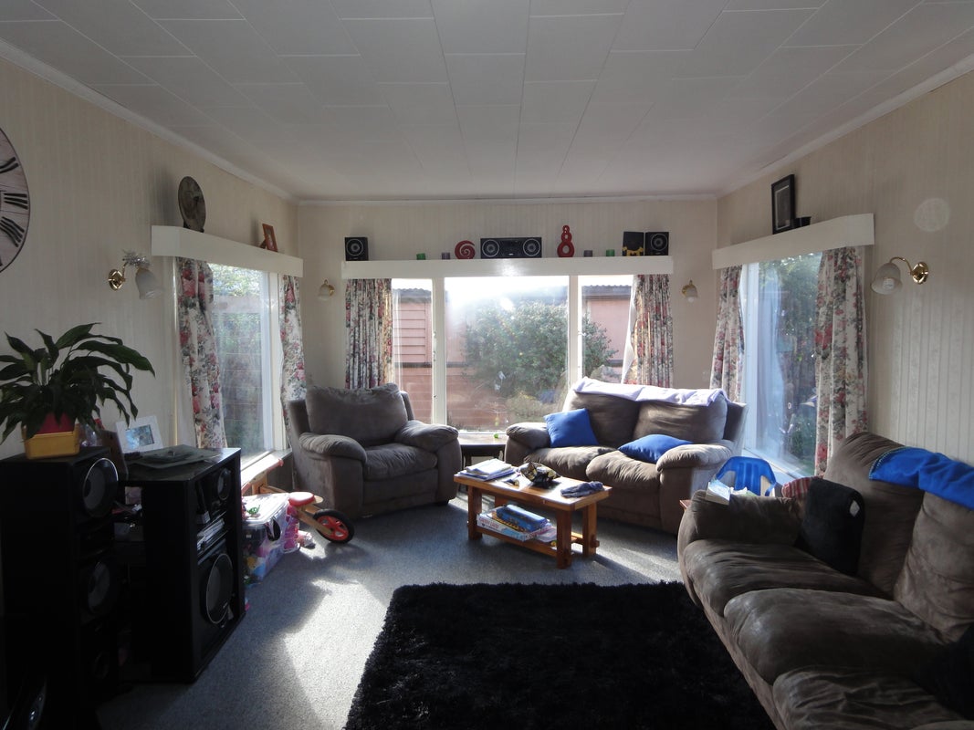 27 Raymond Street, West End, Timaru - Carousel 2