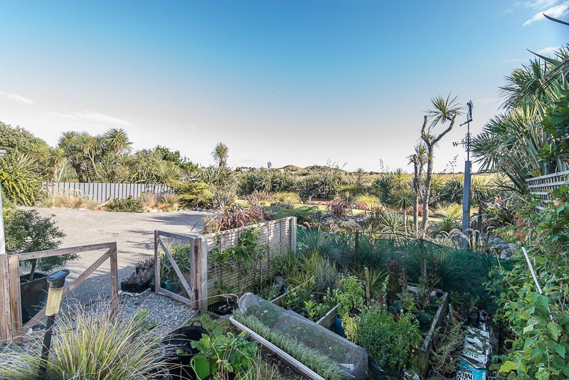 5B Dodds Crescent, Otaki Beach, Otaki - Carousel 20