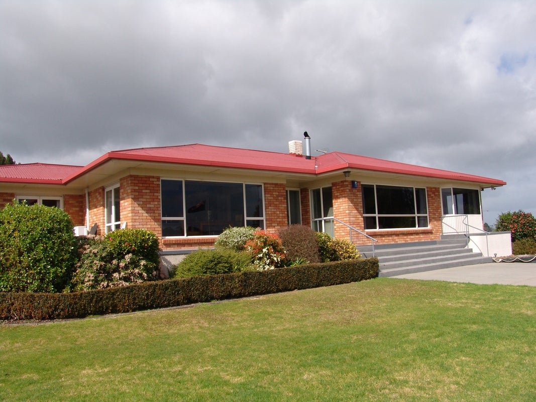 2690 Kihikihi Road, Kihikihi, Te Awamutu - Carousel 1