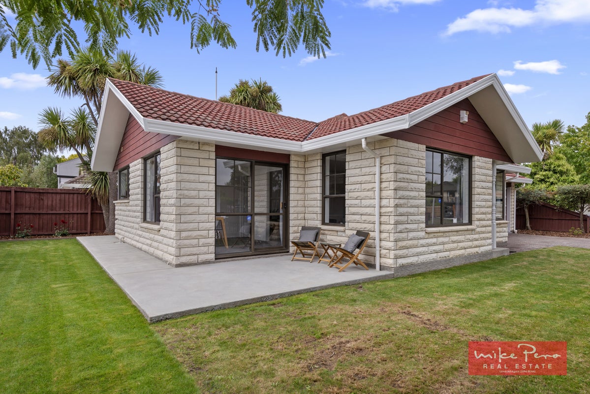 1/34 Solomon Avenue, Redwood, Christchurch - Carousel 1