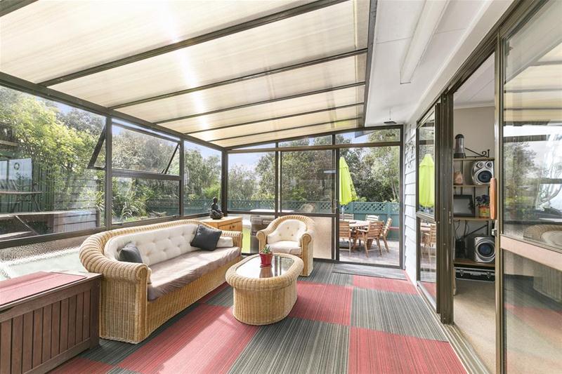 31 Te Kiteroa Grove, Churton Park, Wellington - Carousel 2