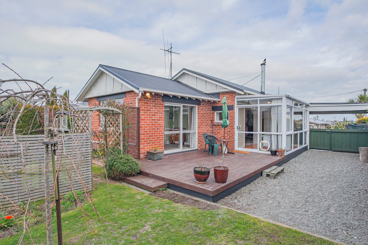 27 Jackson Street, West End, Timaru - Carousel 1