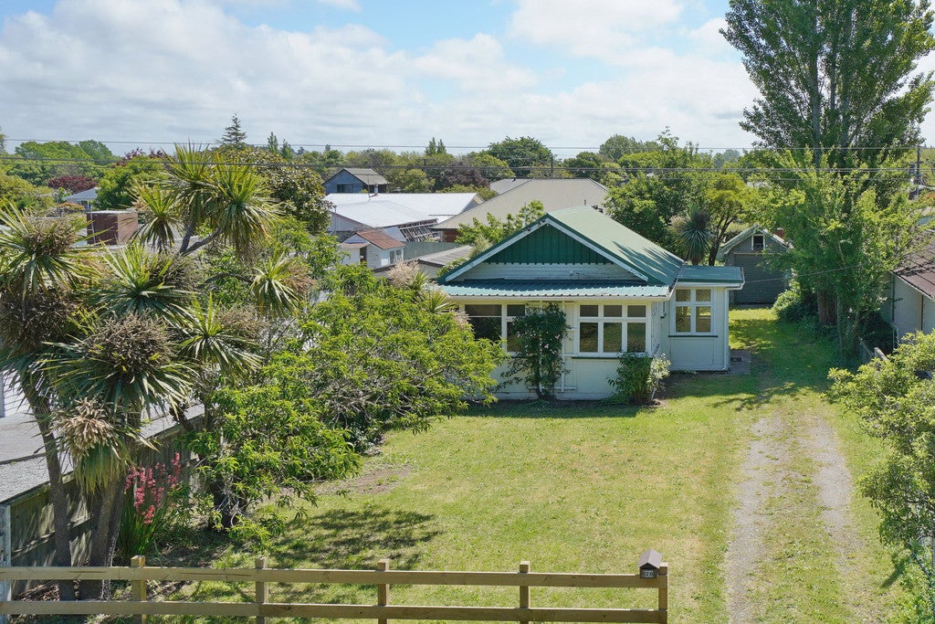 28 Ferry Road, Woodend Beach, Kaiapoi - Carousel 1