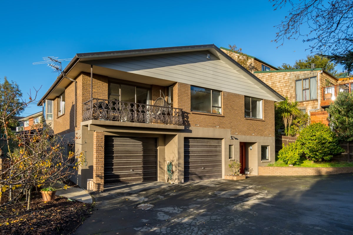 106A Easther Crescent, Kew, Dunedin - Carousel 1