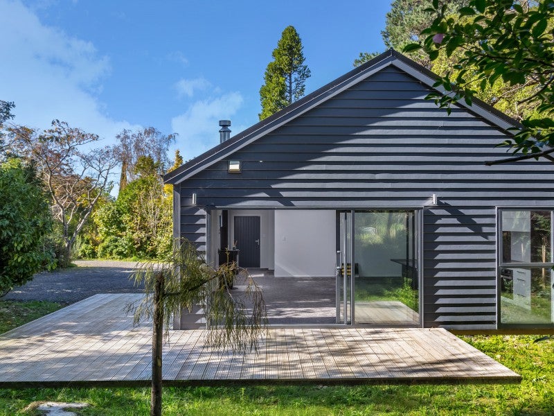 5 Hart Street, Featherston - Carousel 26