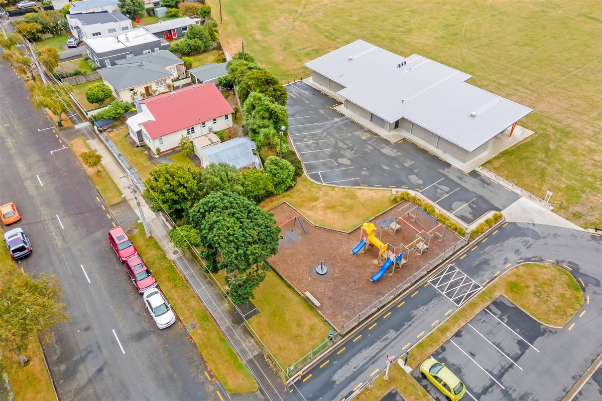 168 Whites Line, WAIWHETU, LOWER HUTT - Carousel 2
