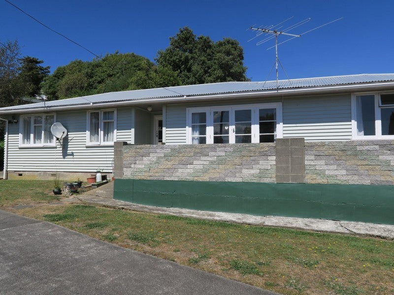 58 Arawhata Street, Ranui, Porirua - Carousel 1