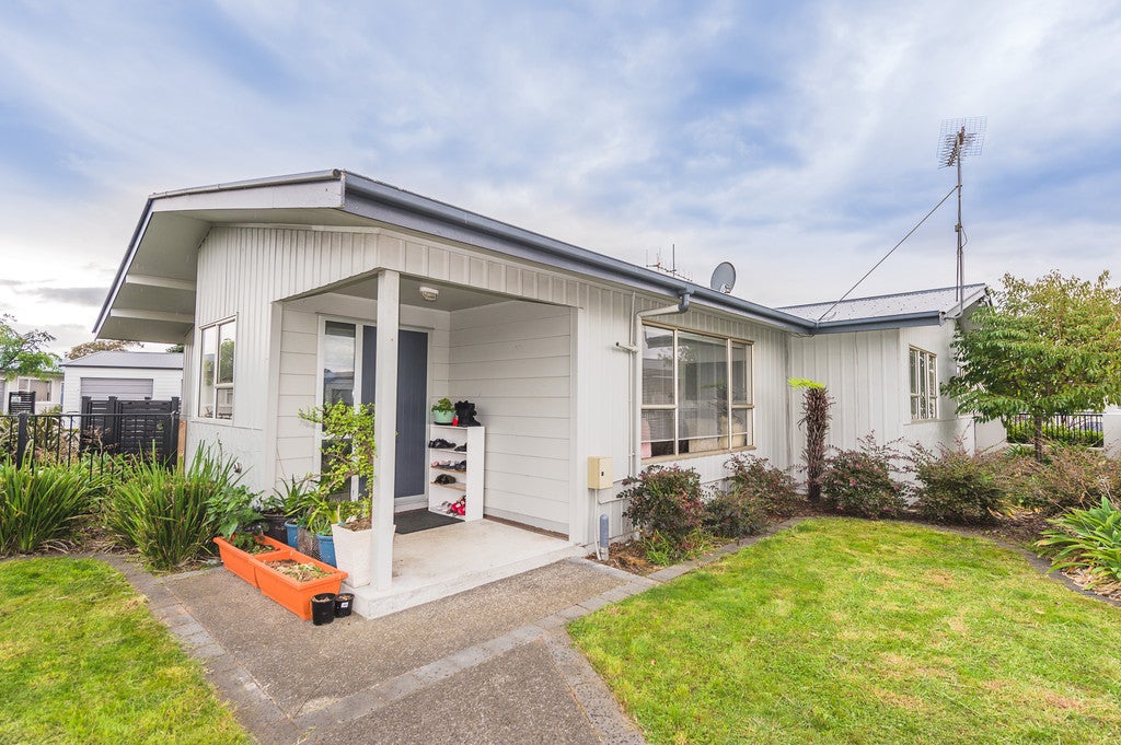 36 Alma Road, Gonville, Whanganui - Carousel 2