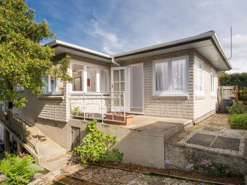 10 Hilltop Road, Parkvale, Tauranga - Carousel 2