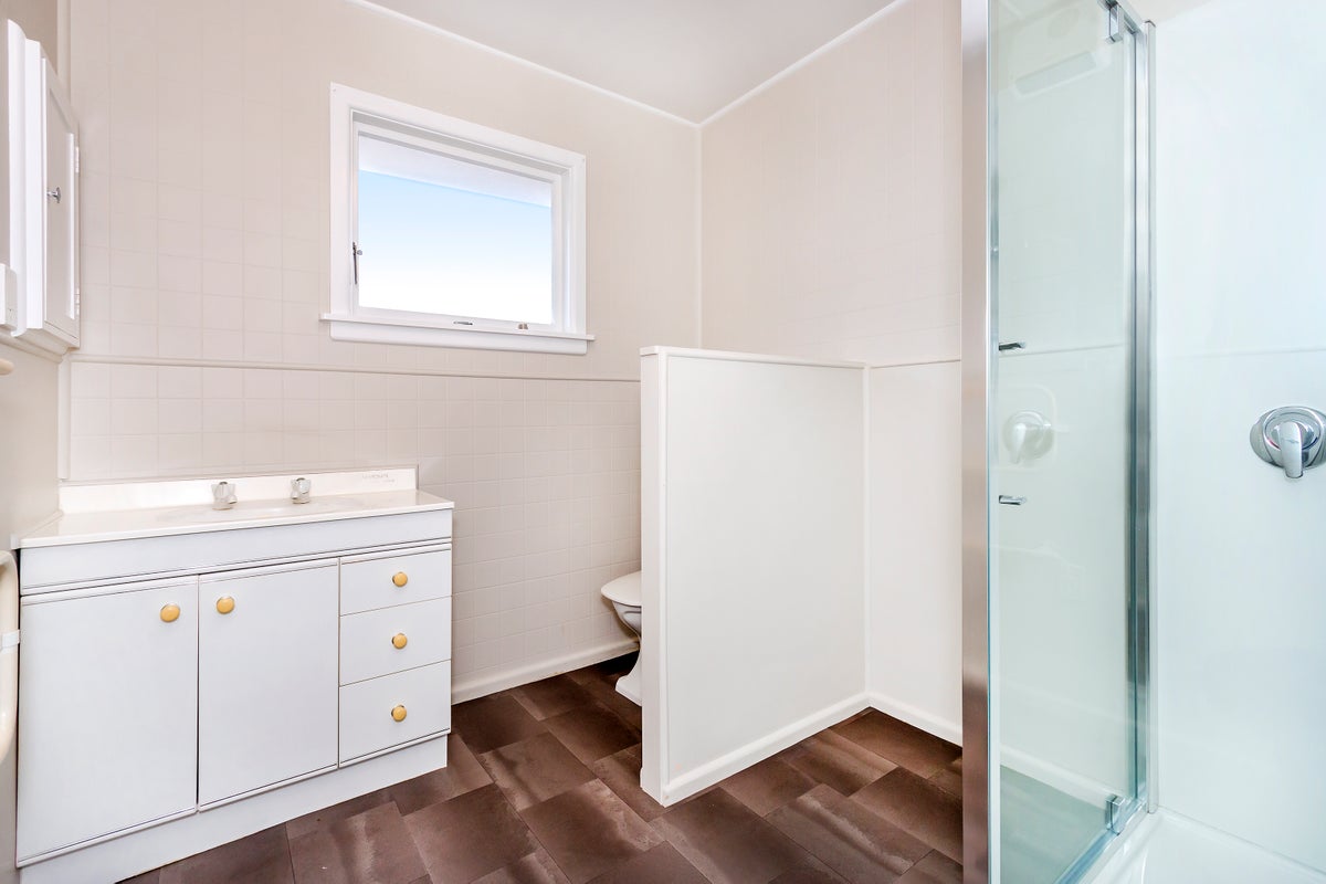 2/120A Wainoni Road, Avondale, Christchurch - Carousel 12