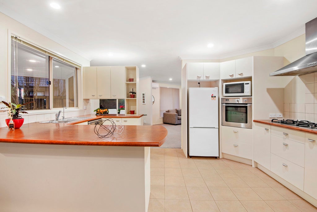 55 Mt Lebanon Crescent, The Gardens, Auckland - Carousel 2