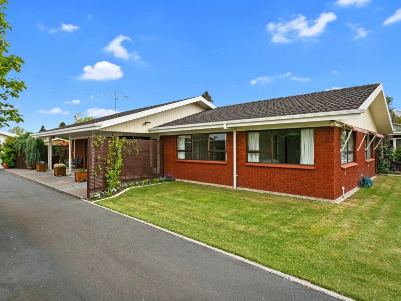 3 Longfellow Street, Leamington, Cambridge - Carousel 1