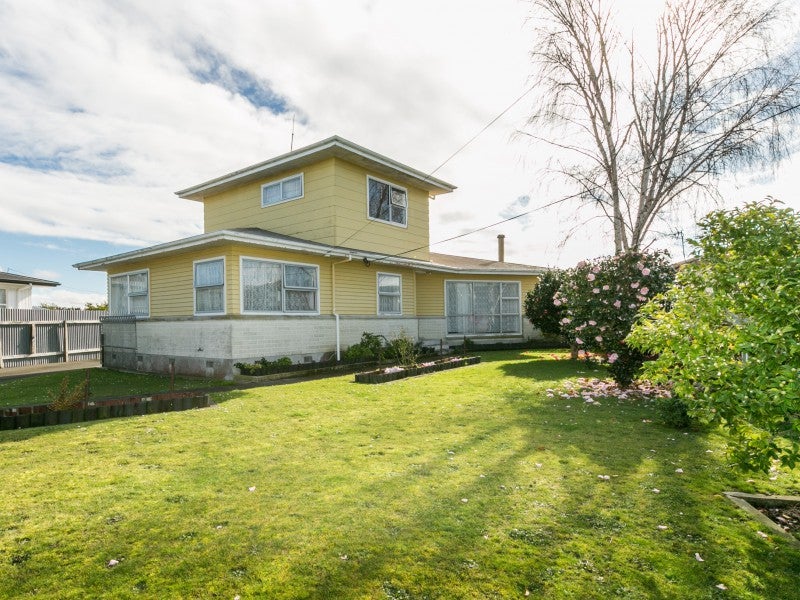 14 Hurst Avenue, Maraenui, Napier - Carousel 1
