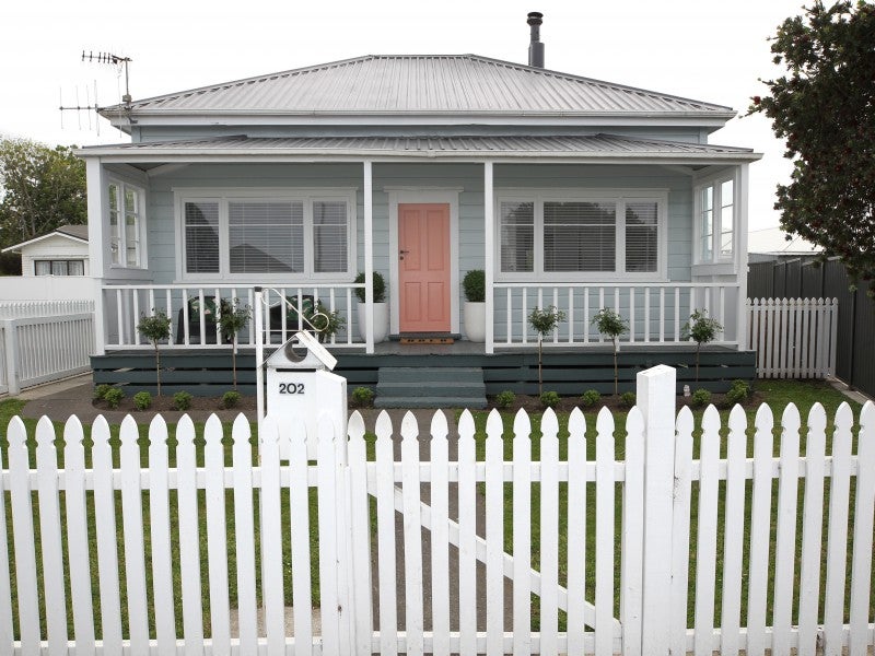 202 Main Road, Clive, Clive - Carousel 1