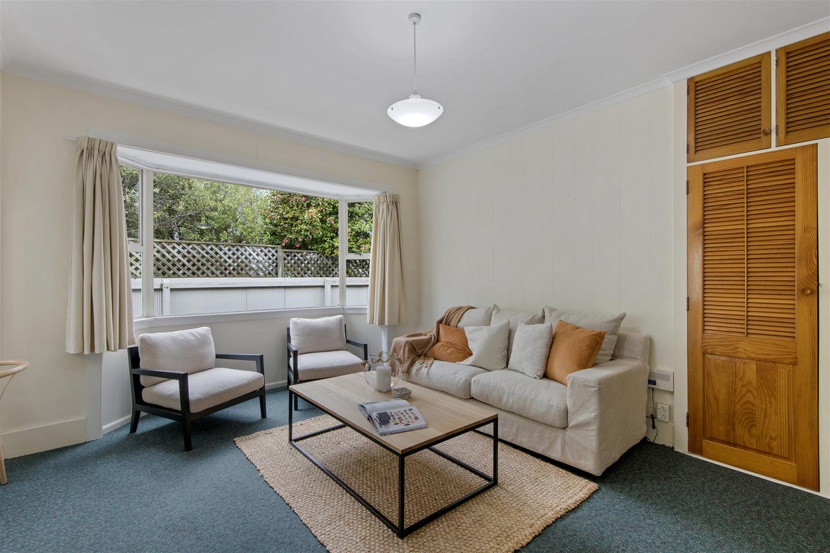223 Centaurus Road, Saint Martins, Christchurch - Carousel 2