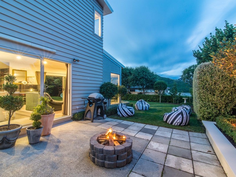 30 Furlong Crescent, Churton Park, Wellington - Carousel 2