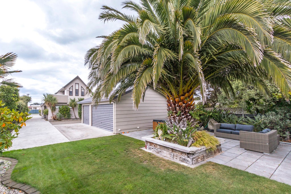 296 Estuary Road, South New Brighton, Christchurch - Carousel 1