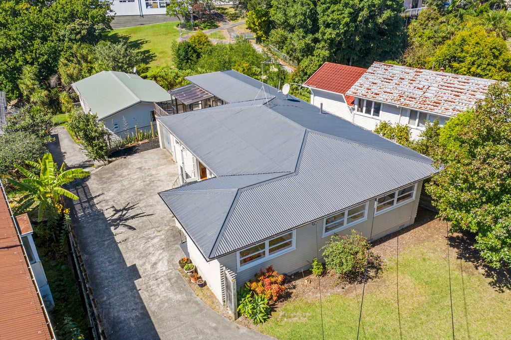 1/289 Rangatira Road, Beach Haven, Auckland - Carousel 26