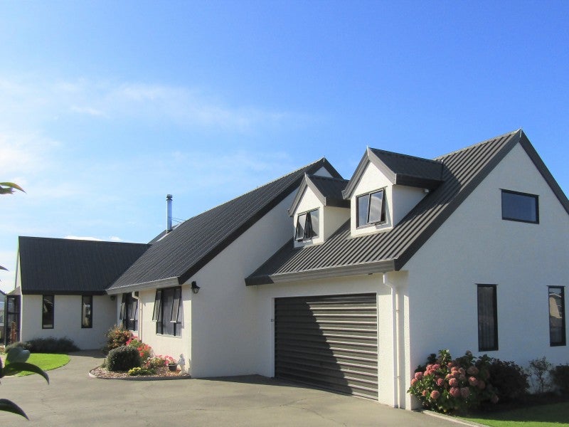 8 Grace Street, Waimate, Waimate - Carousel 1