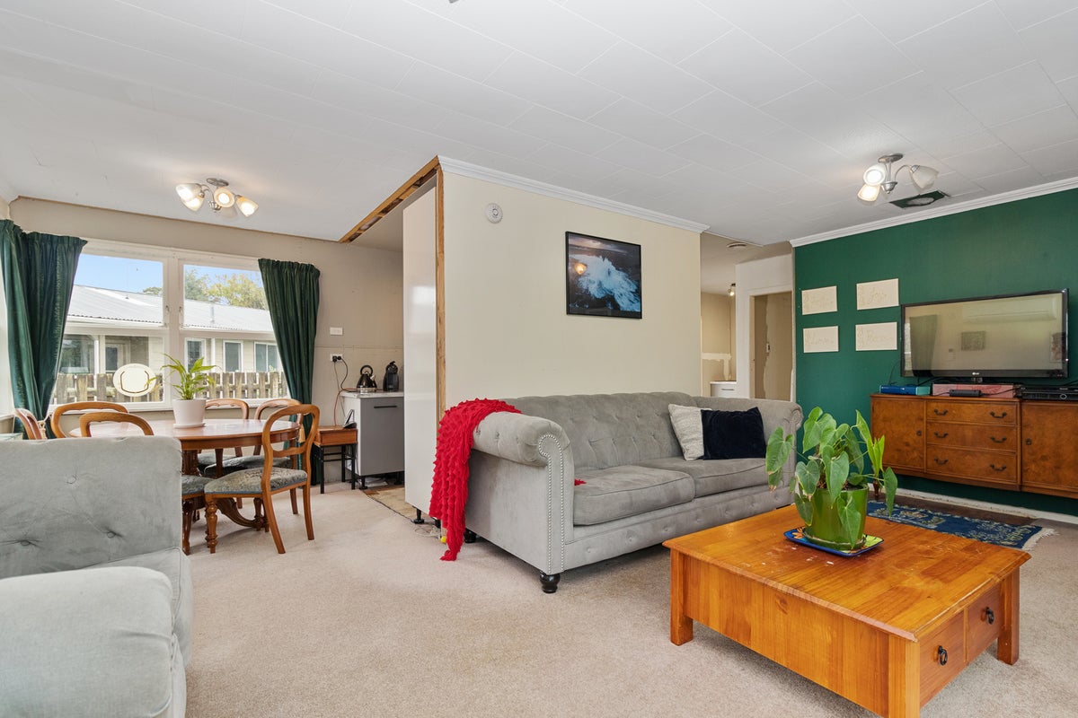 13 Mooney Street, Nawton, Hamilton - Carousel 2