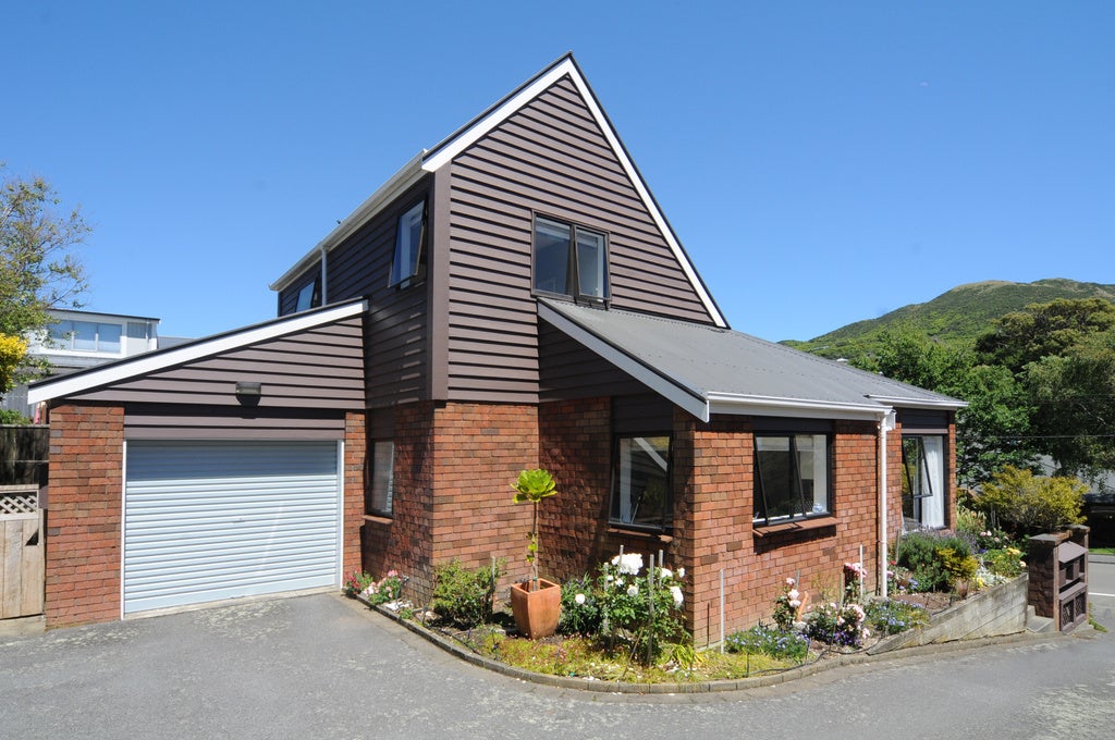 8/24 Ottawa Road, Ngaio, Wellington - Carousel 1