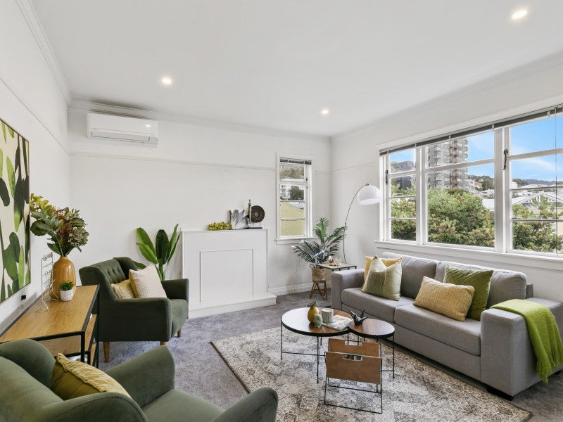 6/302 Willis Street, Aro Valley, Wellington - Carousel 1