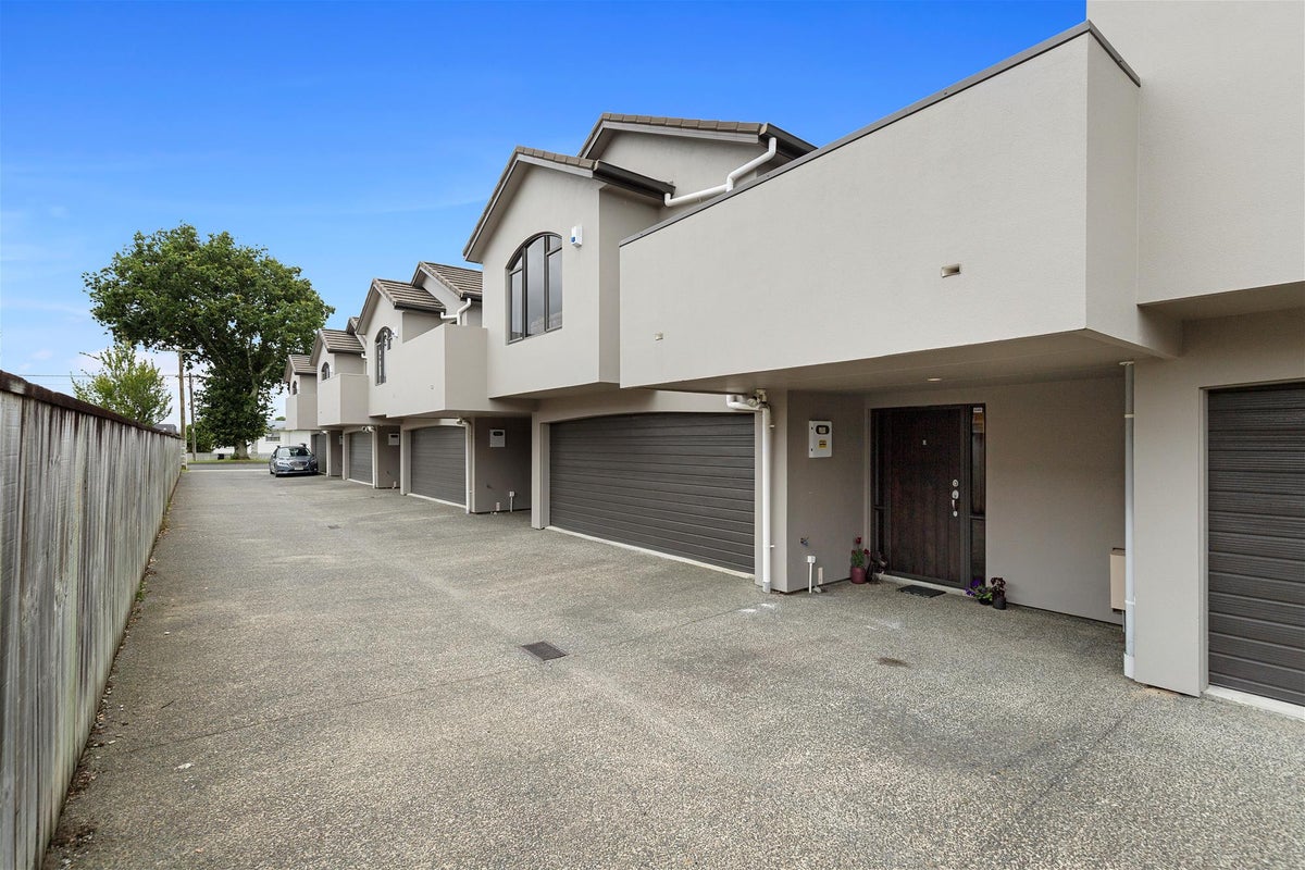 64D Campbell Street, Frankton, Hamilton - Carousel 16
