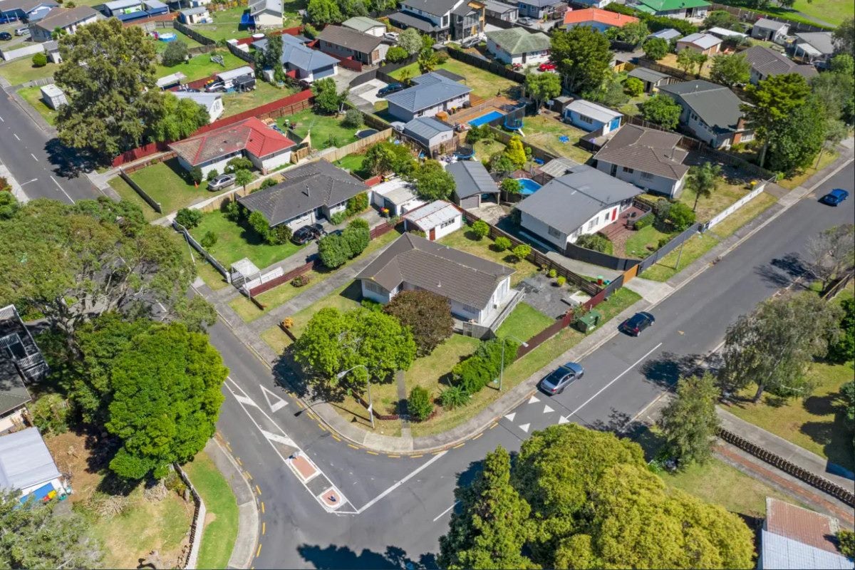 25 Goodwin Drive, Rosehill, Papakura - Carousel 2