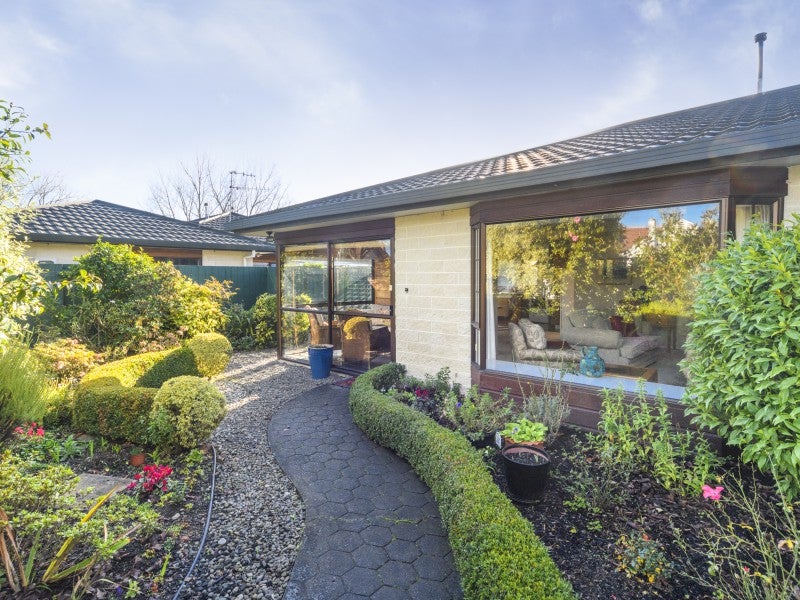 11B Rangitane Street, Palmerston North, Palmerston North - Carousel 1