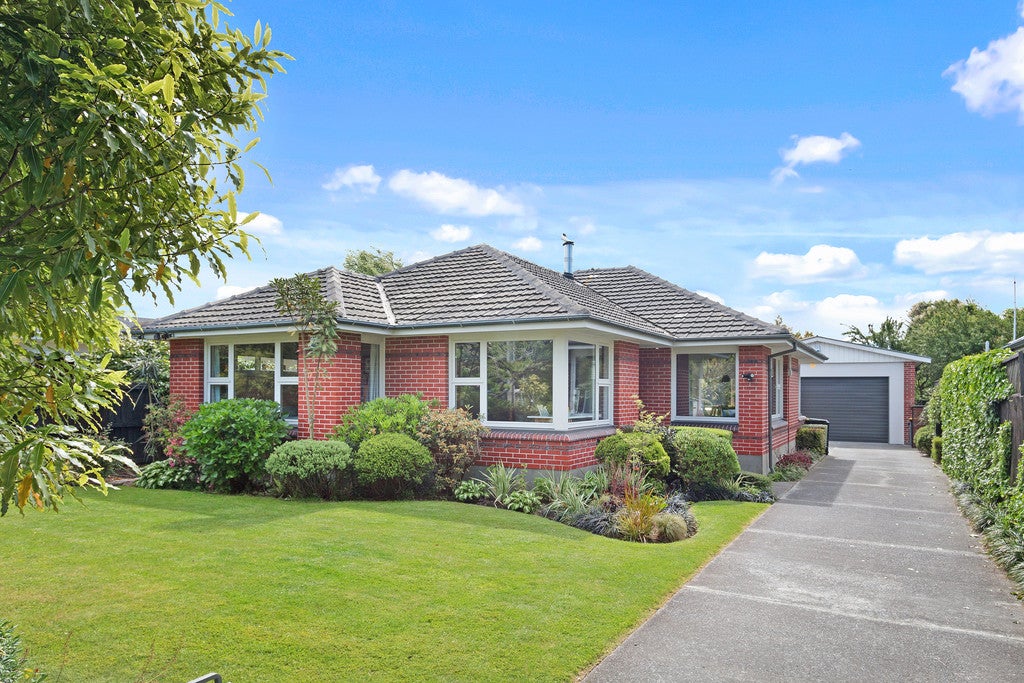 15 Roker Street, Somerfield, Christchurch - Carousel 1