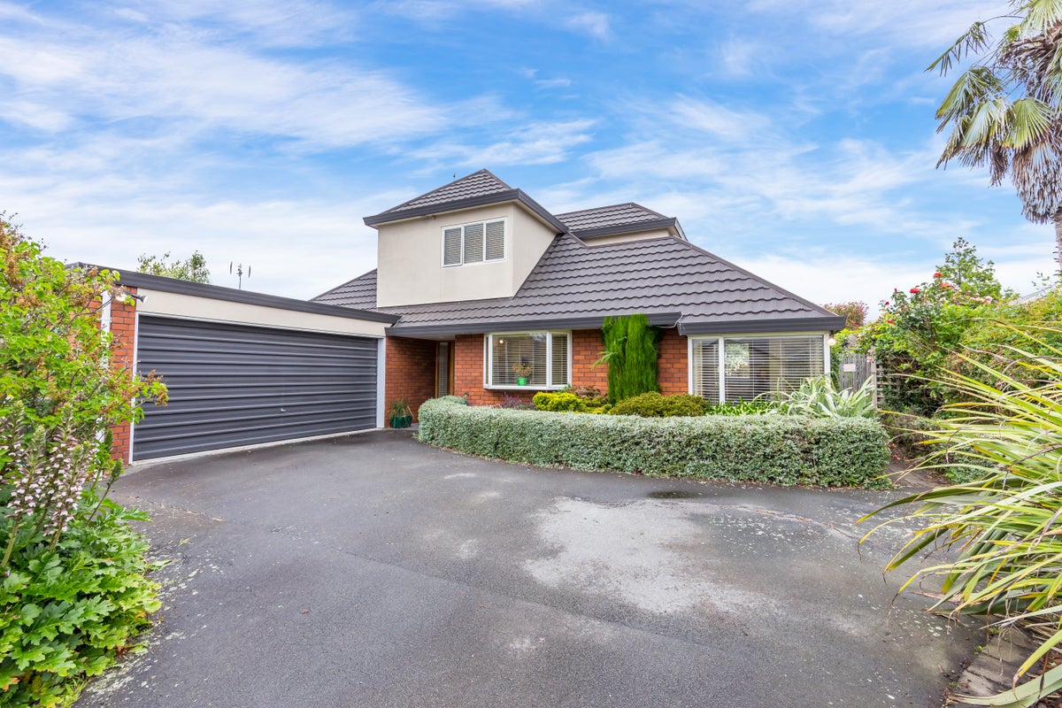 3A Hadlow Place, Burnside, Christchurch - Carousel 1