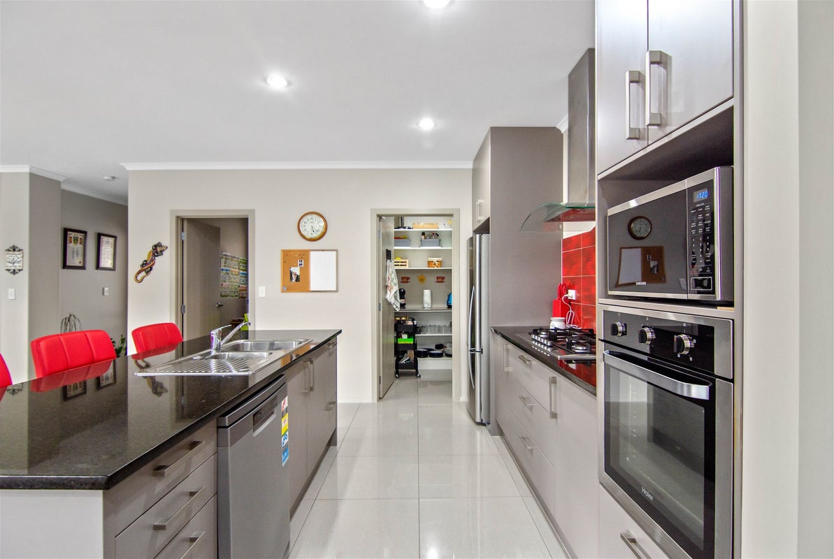 9 Allgood Place, Rototuna North, Hamilton - Carousel 2