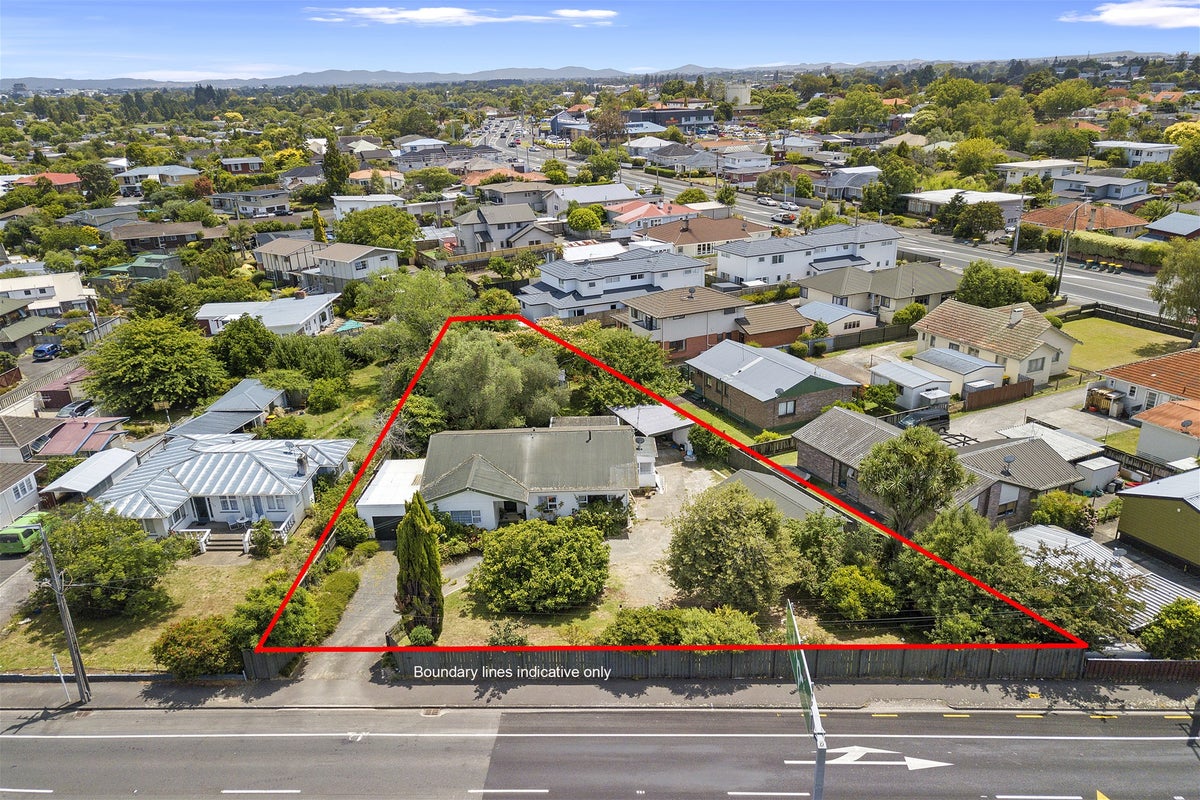 371 Cobham Drive, Hillcrest, Hamilton - Carousel 1