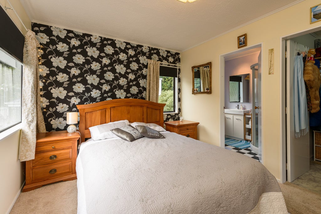 12 Parsons Glen, Karori, Wellington - Carousel 18