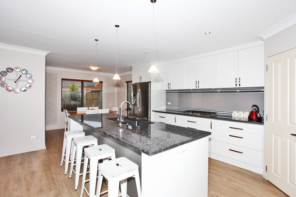 24 Coppinger Terrace, Aidanfield, Christchurch - Carousel 1