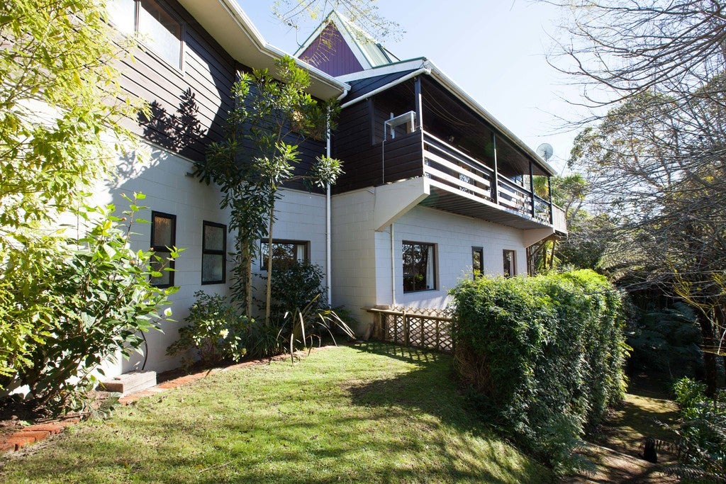 30 Durham Avenue, Welbourn, New Plymouth - Carousel 1
