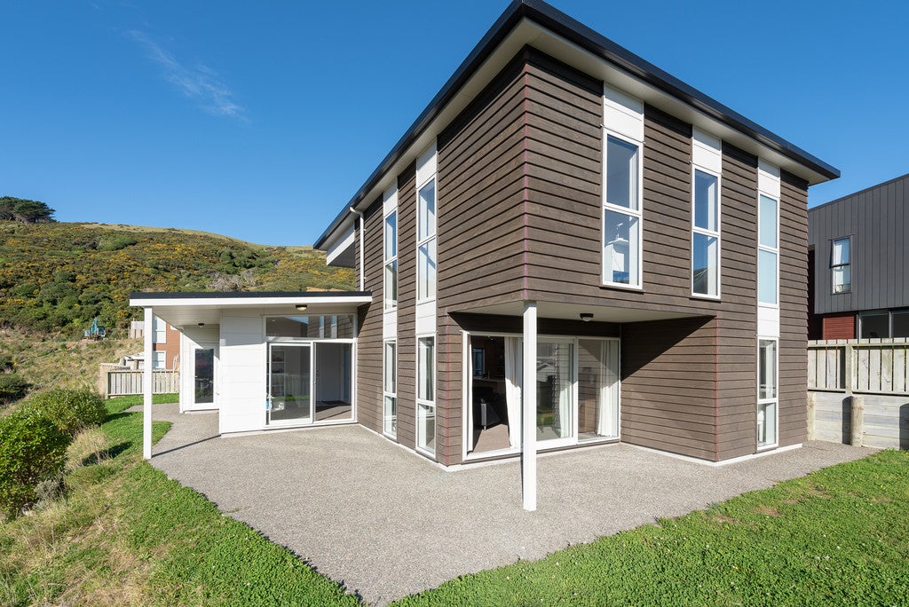 5 Red Beech Avenue, Woodridge, Wellington - Carousel 2