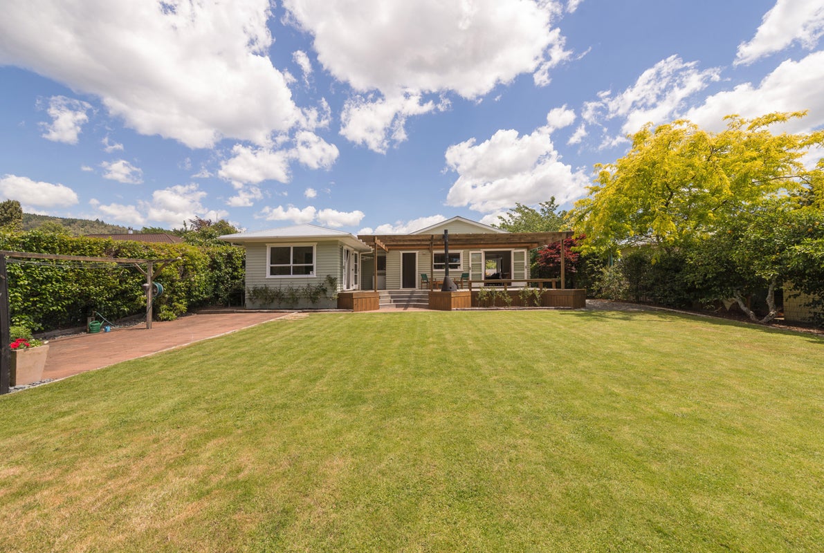 6 Fairley Road, Lynmore, Rotorua - Carousel 1