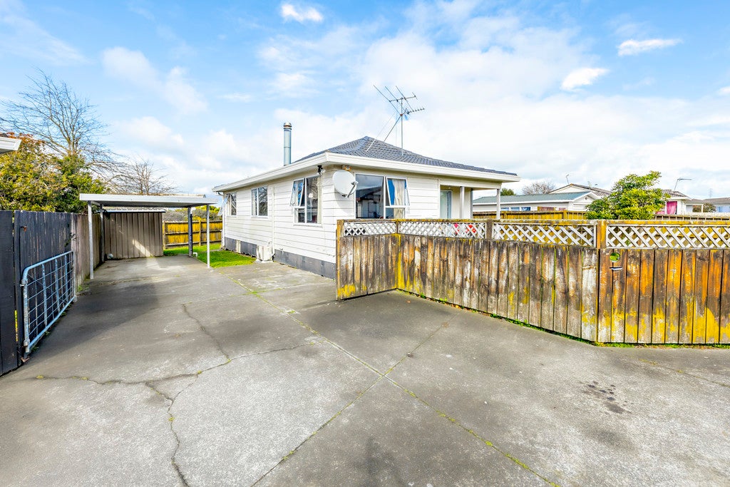 1/14 Trimdon Street, Randwick Park, Auckland - Carousel 1