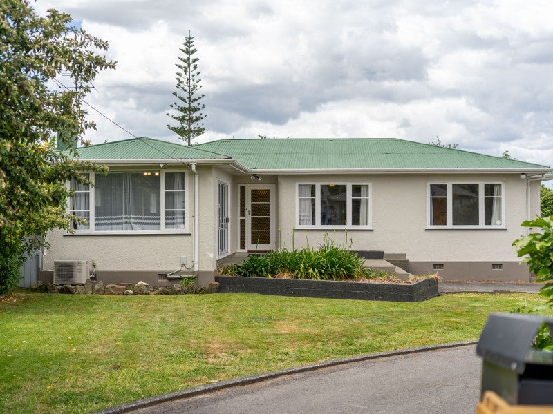 46 Keir Crescent, Lansdowne, Masterton - Carousel 19